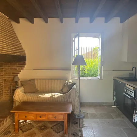Charmante Petite Maison Avec Piscine Vakantiehuis *